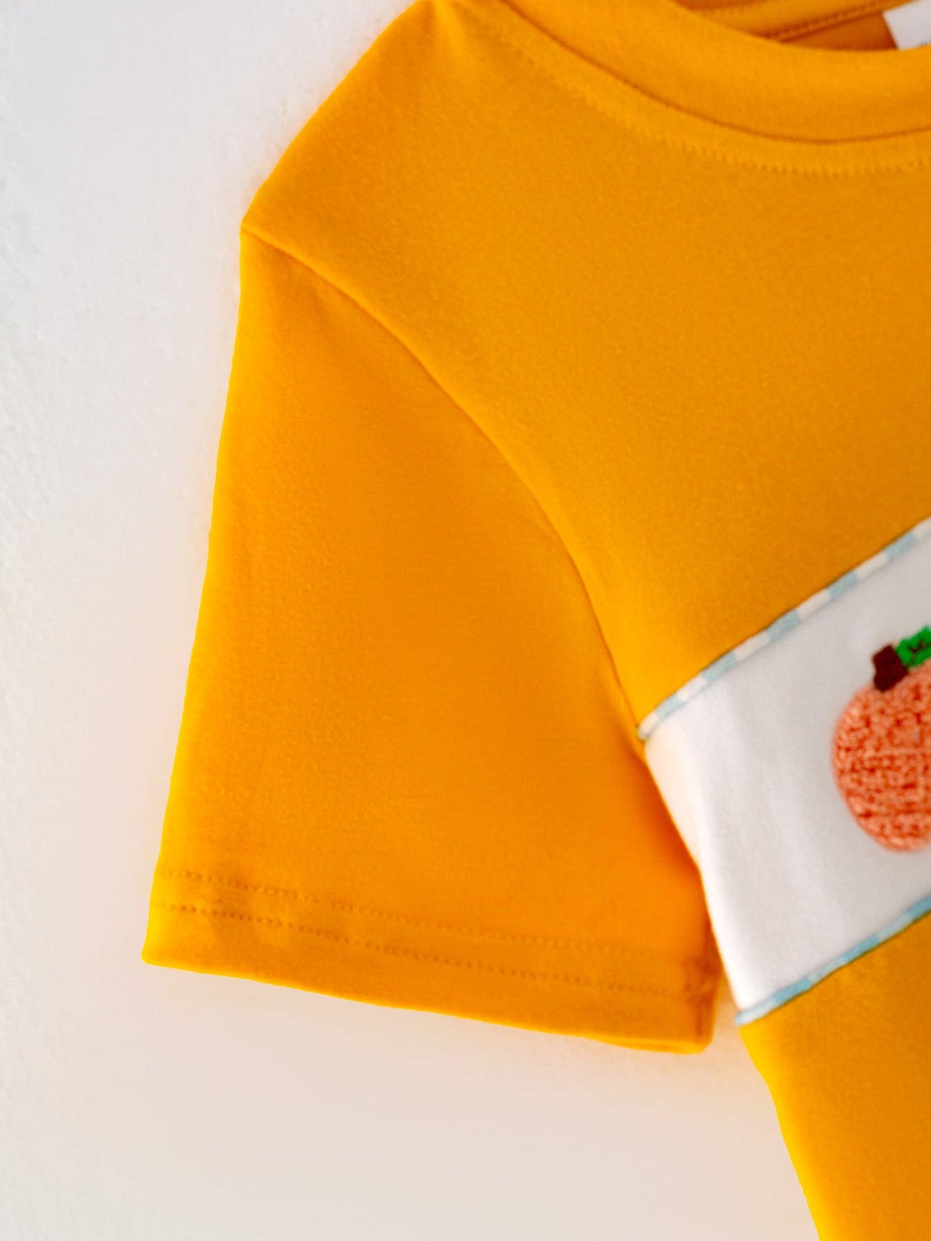 (Toddlers) Halloween Pumpkin Chenille Patches Boys Shorts Set - (K-PBS16)