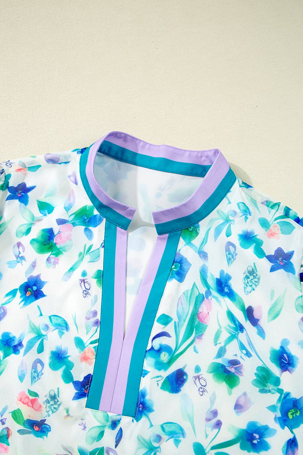 FINAL SALE -  Print Colorblock Edge Puff Sleeve Split Neck Plus Size Blouse (P-CPS11)