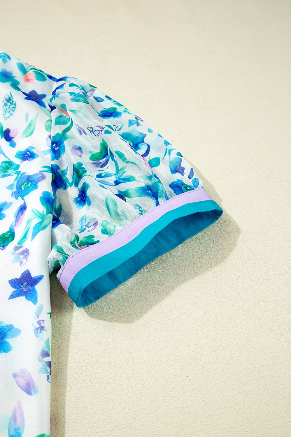 FINAL SALE -  Print Colorblock Edge Puff Sleeve Split Neck Plus Size Blouse (P-CPS11)