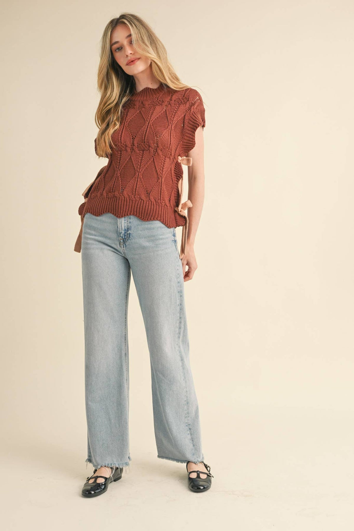 (M Tops) Cropped Sweater Vest (M-CV21)