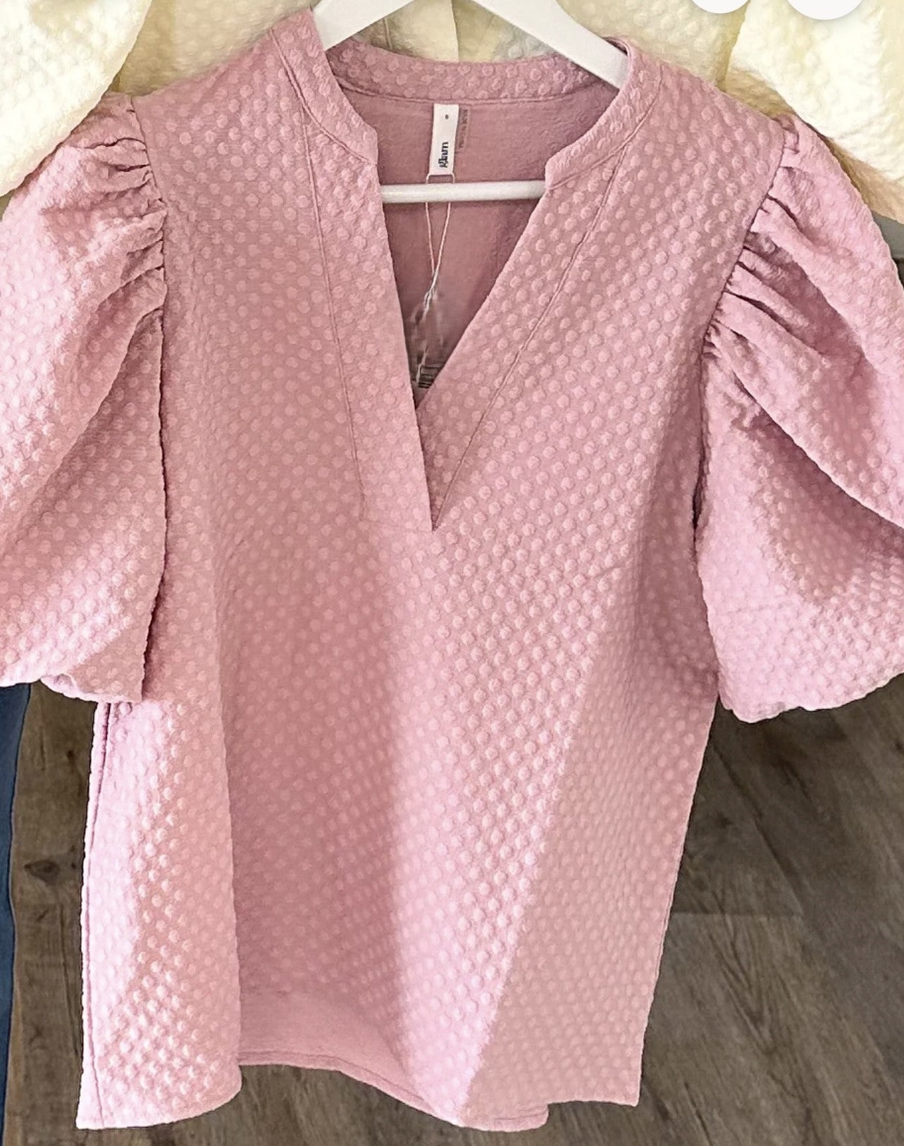 (Misses Tops) Blush V-Neck Puff-Sleeve Top