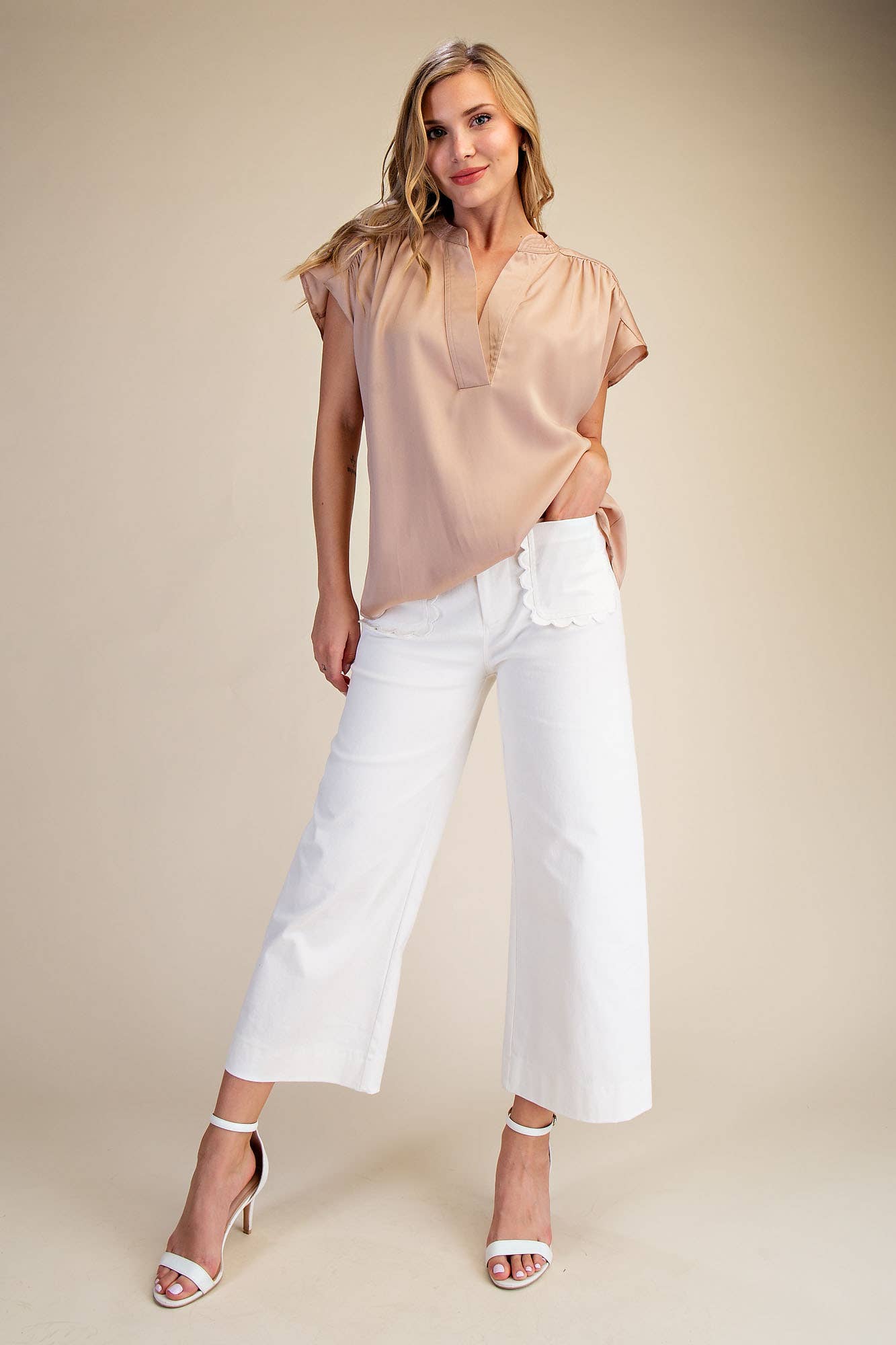 (M Pants) Colette Cropped Wide-Leg Scallop Pocket Detail Pants (M-WSJ02)