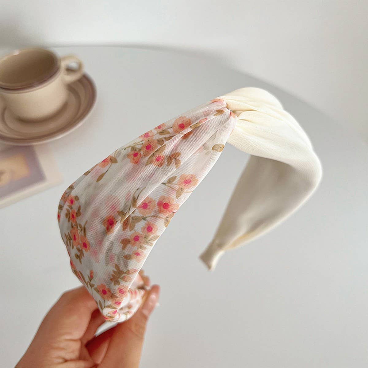 (Accessories) Elegant and Simple Floral Headands - (A-FH)