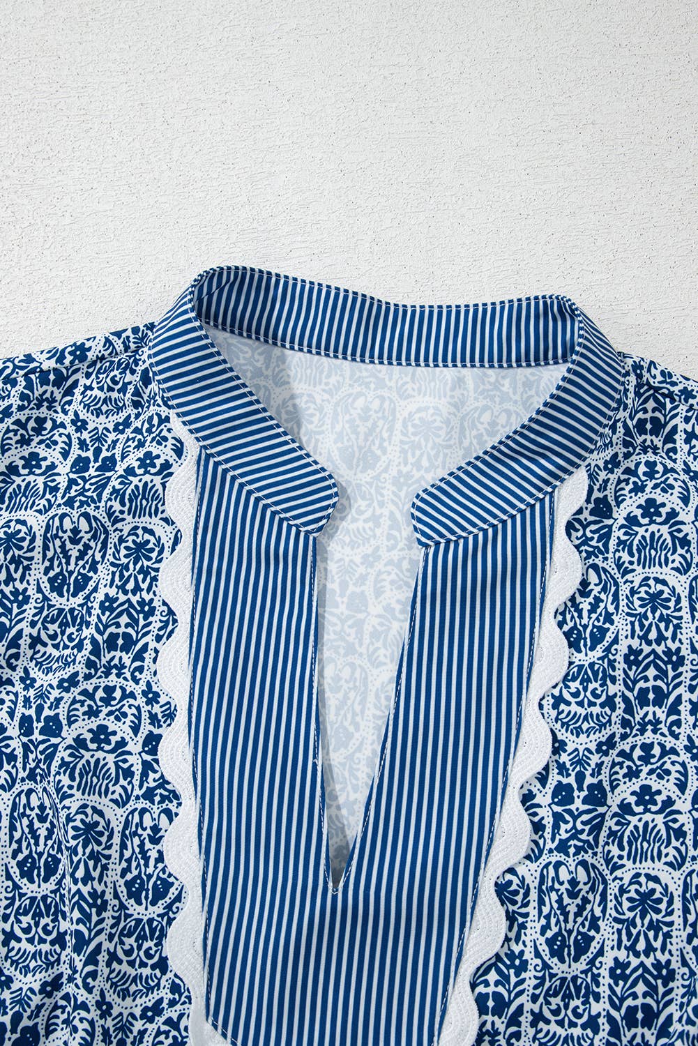 (Misses Tops) Floral Striped Print Contrast Ric-Rac Puff Sleeve Top (M-SRRP11)