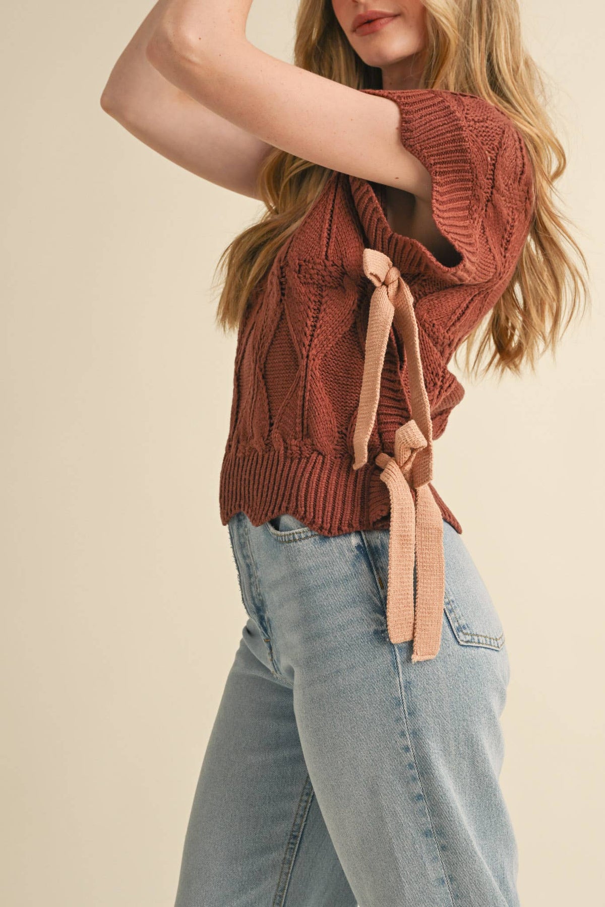 (M Tops) Cropped Sweater Vest (M-CV21)